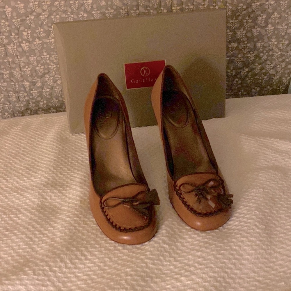 Cole Haan pumps. Like new, worn once includes original box.